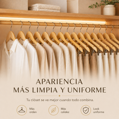 GANCHO PARA ROPA™ | Diseño en madera para un clóset más limpio y premium.
