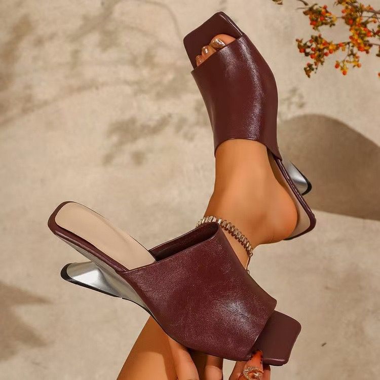 VITTORIA | SANDALIA MULE PARA ELEVAR TU PRESENCIA.